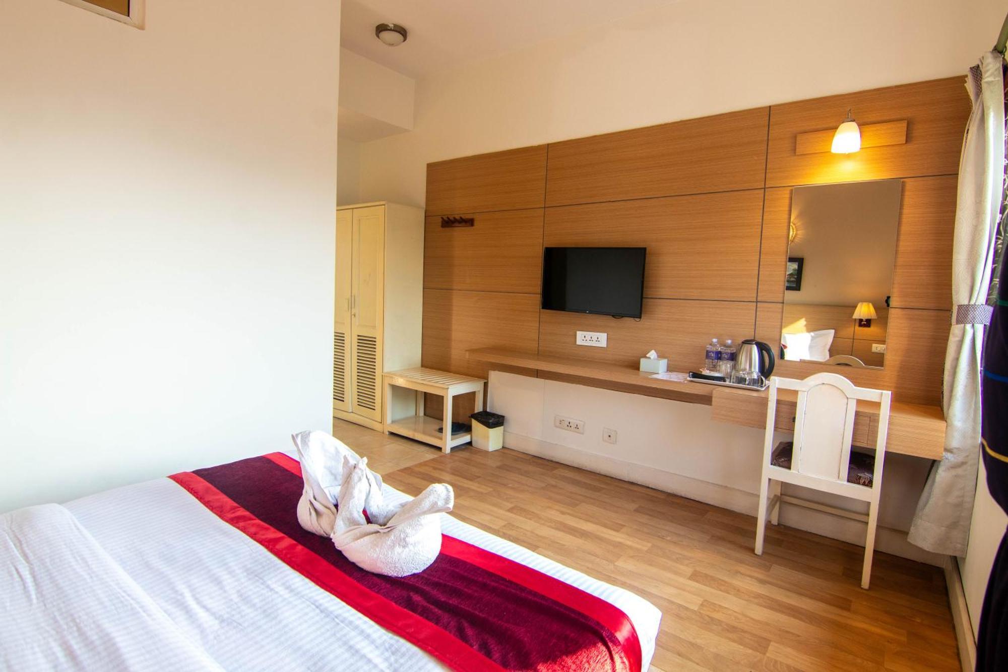 Hotel Ananda Inn Румминдей Экстерьер фото