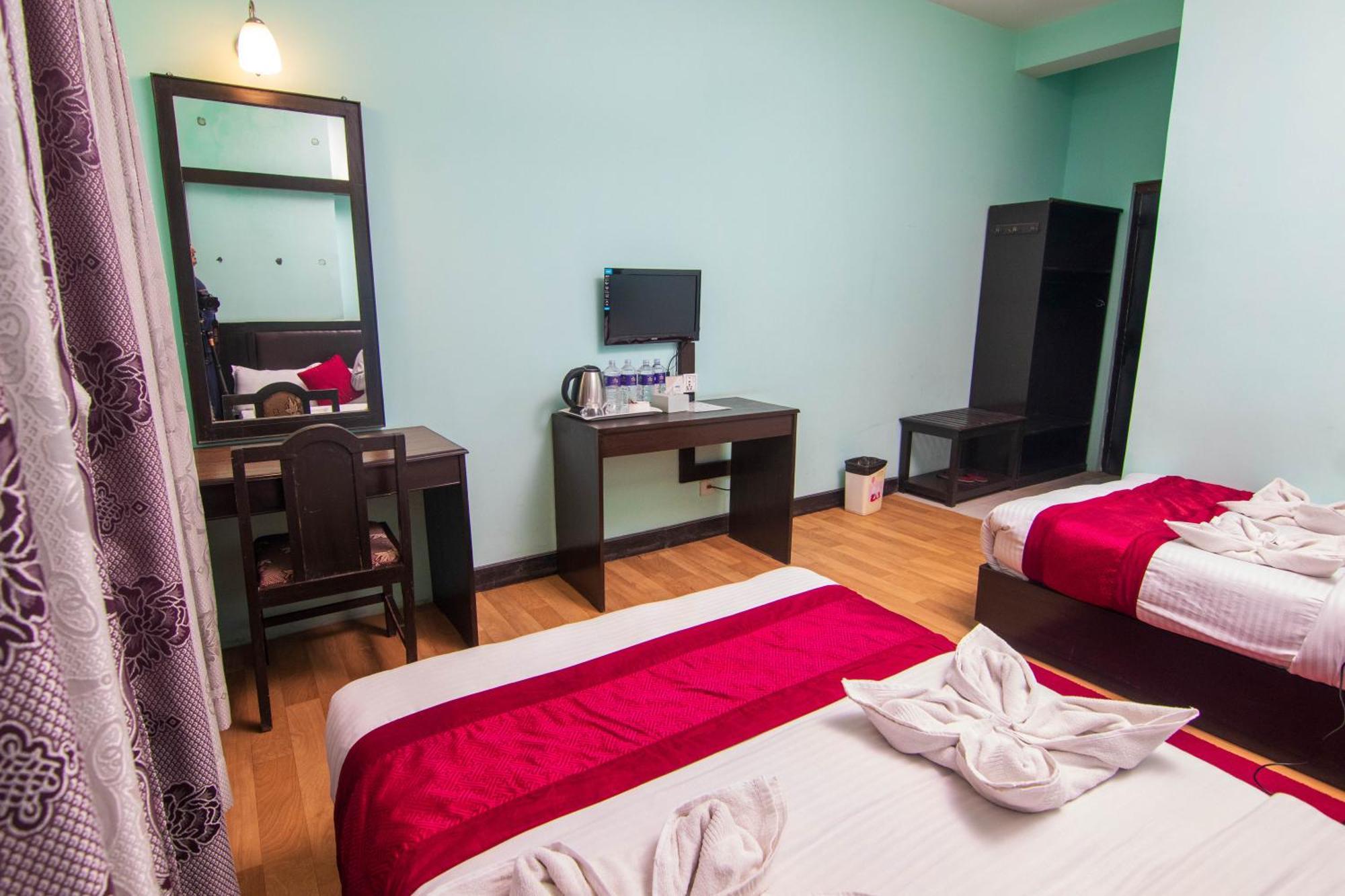 Hotel Ananda Inn Румминдей Экстерьер фото
