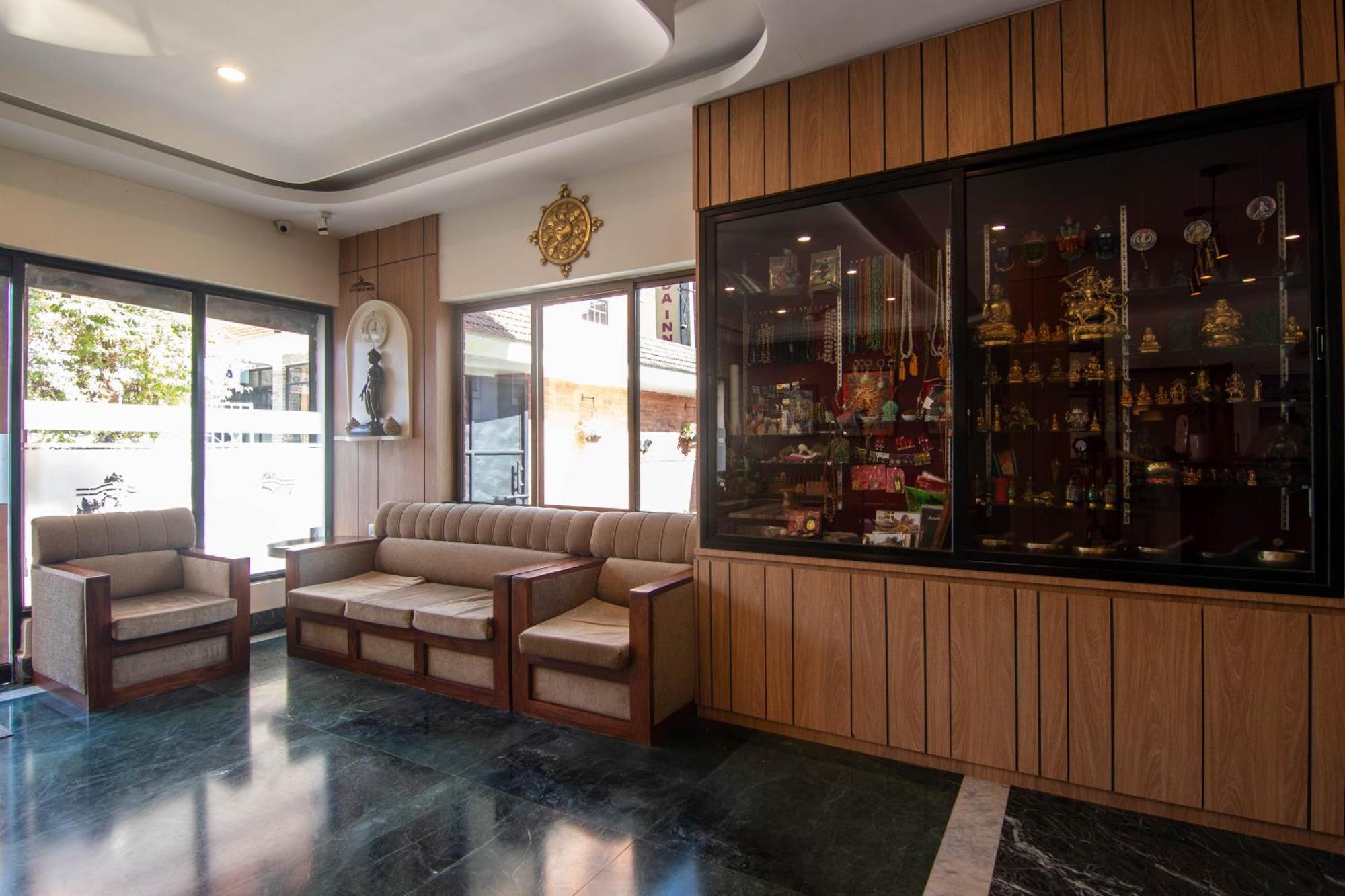 Hotel Ananda Inn Румминдей Экстерьер фото