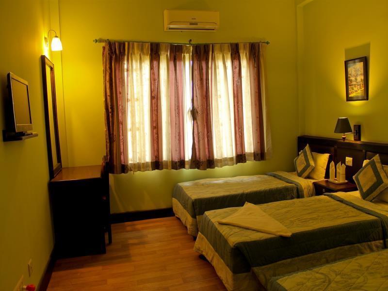 Hotel Ananda Inn Румминдей Экстерьер фото